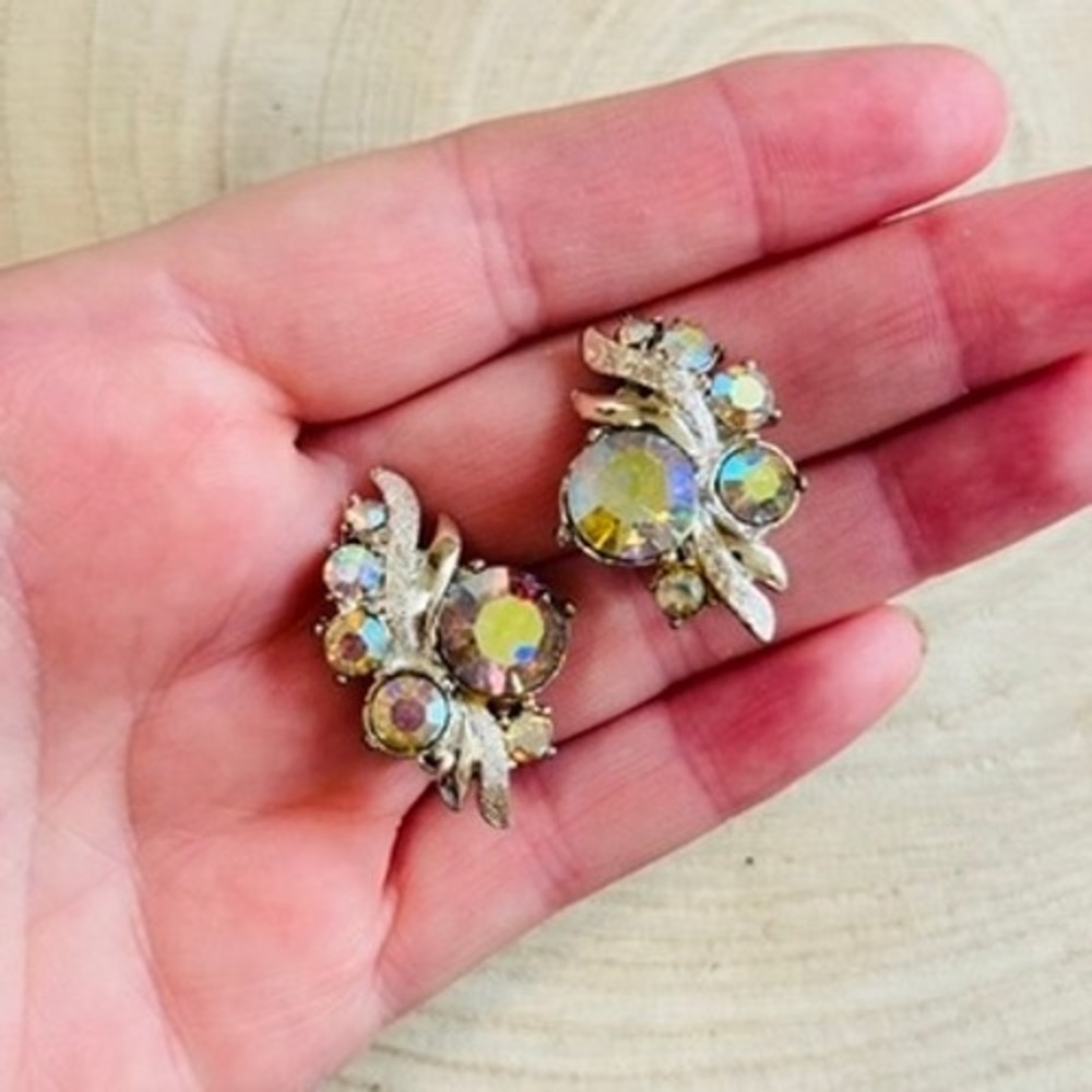 VTG Earrings Clip Royal‎ gold Crystal Rhinestone Jeweled aurora borealis 1960s